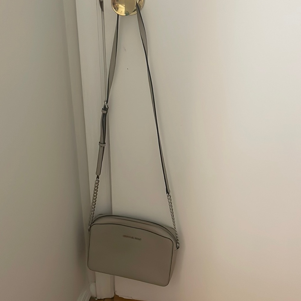 Light grey Michael Kors cross body